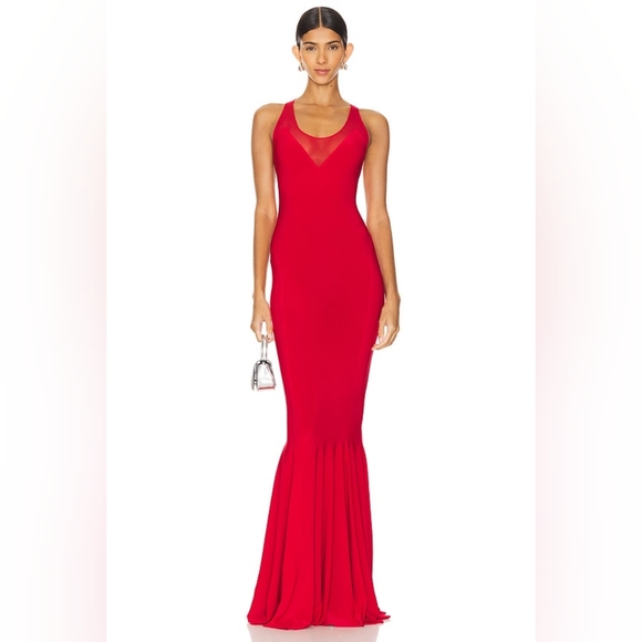 Elegant Red Evening Gown - Picture 1 of 5